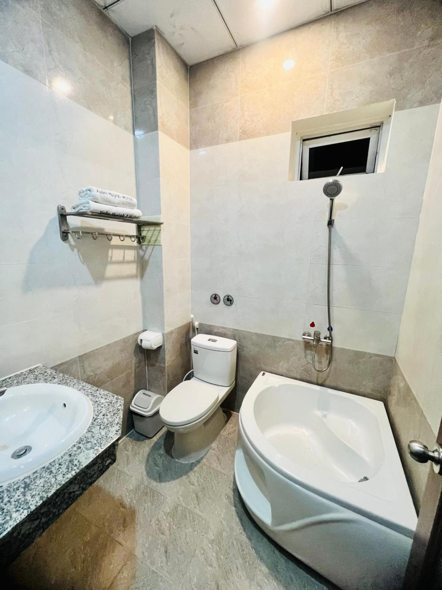 Soc Trang Xuan Huynh 3 Hotel מראה חיצוני תמונה